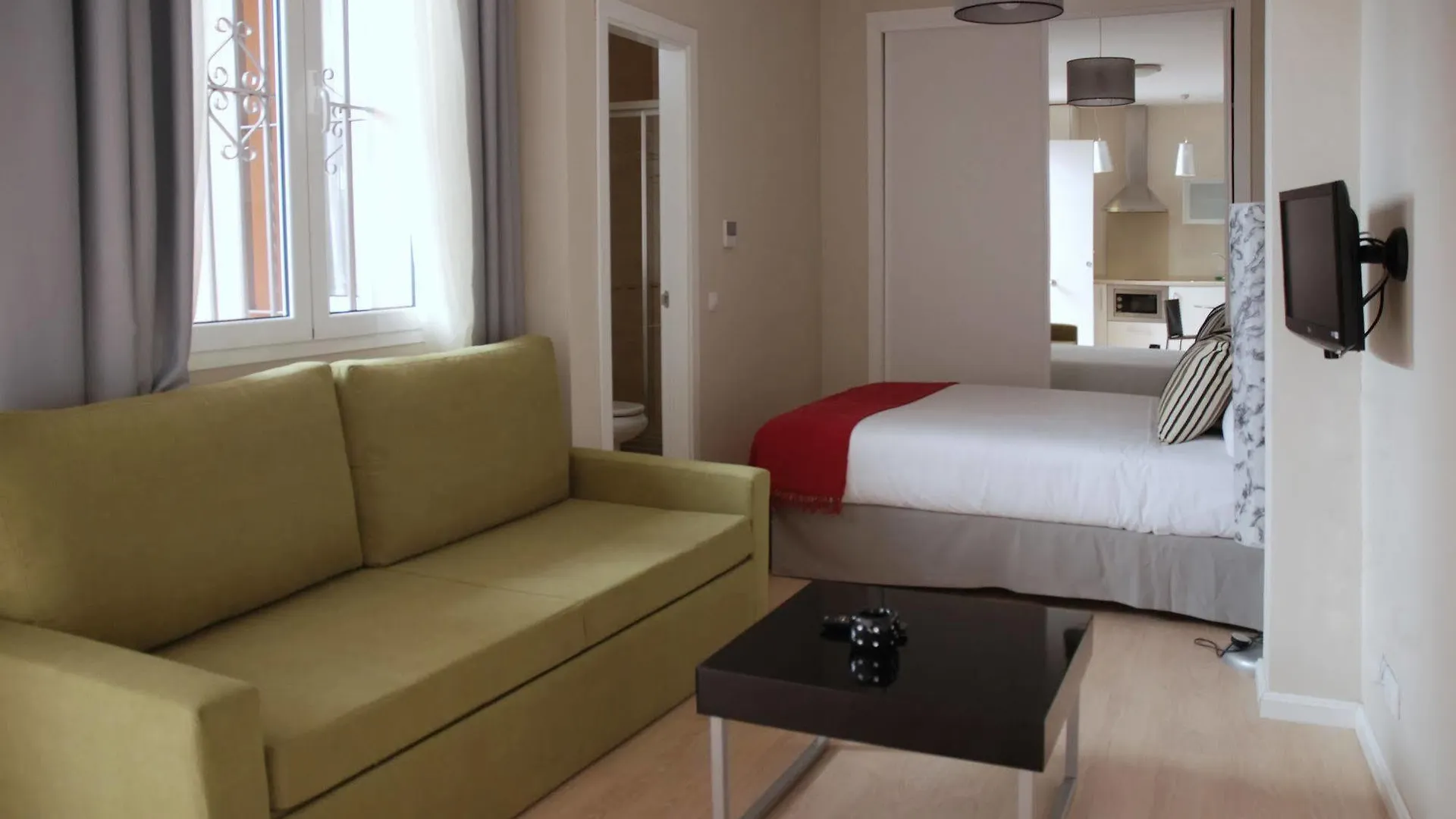Apartamentos Metropolis Sevilla 0*,  Spanje