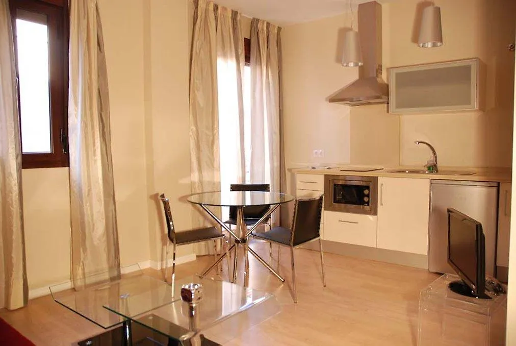 Apartamentos Metropolis Seville 0*,