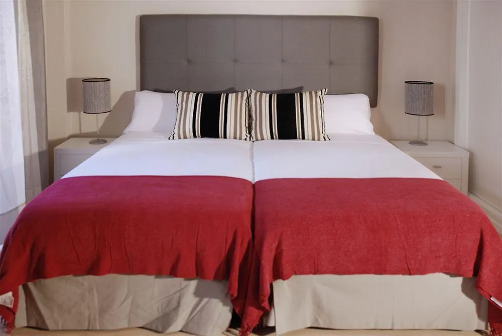 Apartamentos Metropolis Sevilla 0*,  Spanien